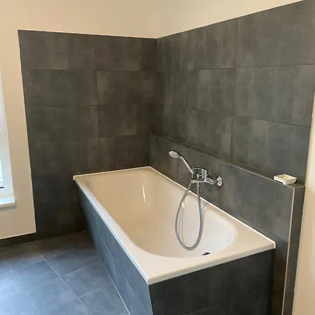Apartment Wunderschoene In Leipzig
